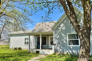 409 N 2nd St, Wellsville, MO 63384 - Photo 2