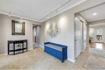 1869 Walnutway Drive, Saint Louis, MO 63146 - Photo 8