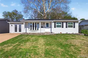 12030 Bennington Pl, Maryland Heights, MO 63043 - Photo 1