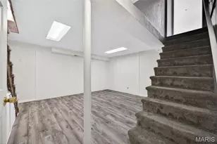 12030 Bennington Pl, Maryland Heights, MO 63043 - Photo 34