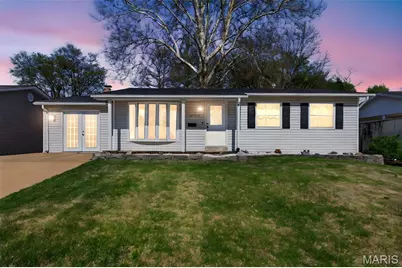 12030 Bennington Place, Maryland Heights, MO 63043 - Photo 2