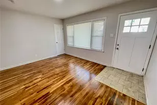 10121 Baron Dr, Saint Louis, MO 63136 - Photo 4