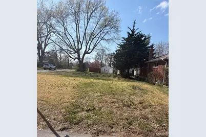 4421 Picajune Avenue, Saint Louis, MO 63134 - Photo 1