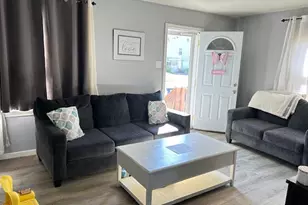 10243 St Katherine Ln, Saint Ann, MO 63074 - Photo 6