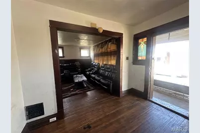 3718 S Spring Avenue, Saint Louis, MO 63116 - Photo 4