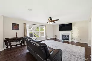 1437 Sunview Dr, O'Fallon, MO 63366 - Photo 12