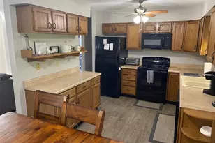 117 E 13th St, Hermann, MO 65041 - Photo 6