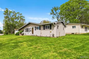 8339 Latty Ave, Hazelwood, MO 63042 - Photo 2