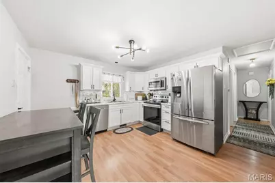 8339 Latty Avenue, Hazelwood, MO 63042 - Photo 8