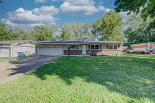 10801 Canter Way Dr, Unincorporated, MO 63114 - Photo 40