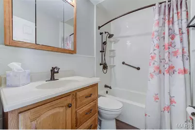 10801 Canter Way Drive, Unincorporated, MO 63114 - Photo 24