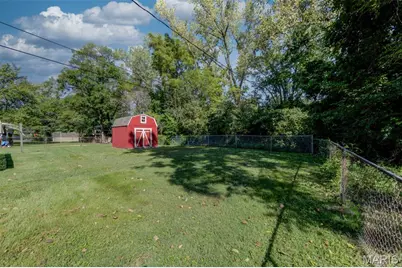 10801 Canter Way Drive, Unincorporated, MO 63114 - Photo 6