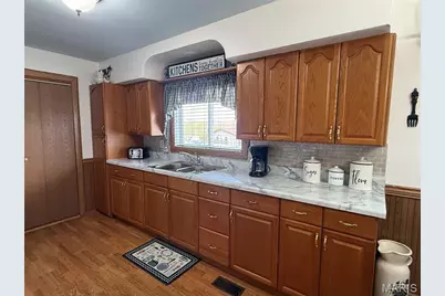 3911 Cheyenne Avenue, Hannibal, MO 63401 - Photo 10