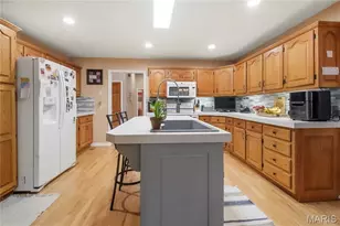 10694 Conifer Cir, Rolla, MO 65401 - Photo 16