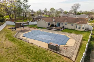 4851 Arevalo Dr, Saint Louis, MO 63128 - Photo 34