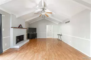 4851 Arevalo Dr, Saint Louis, MO 63128 - Photo 18