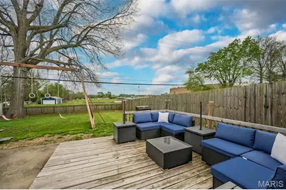 404 Elmwood Drive, Saint Charles, MO 63301 - Photo 34