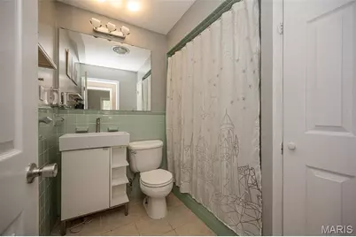 404 Elmwood Drive, Saint Charles, MO 63301 - Photo 18