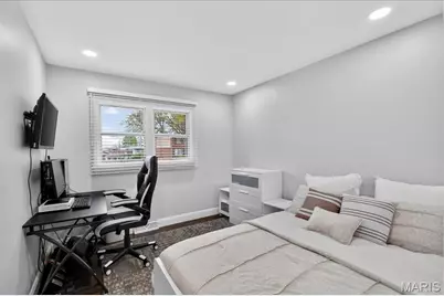 3201 Yorkchester Drive, Saint Louis, MO 63129 - Photo 24