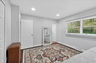 3201 Yorkchester Dr, Saint Louis, MO 63129 - Photo 18