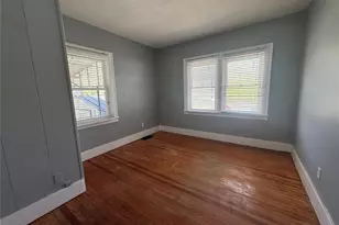 401 S Clark Ave, Saint Louis, MO 63135 - Photo 16