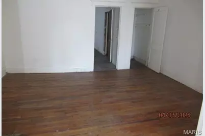 311 Eichelberger Street, Saint Louis, MO 63111 - Photo 8