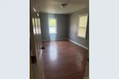 5425 Hamilton Avenue, Jennings, MO 63136 - Photo 6
