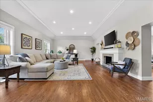 326 Luther Ln, Glendale, MO 63122 - Photo 10