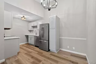 10469 Briarbend Dr, Creve Coeur, MO 63146 - Photo 22