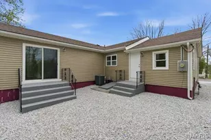 512 W Cherry St, Winfield, MO 63389 - Photo 4