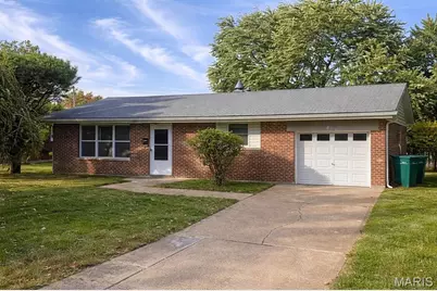 817 Lebon Drive, Saint Louis, MO 63137 - Photo 1
