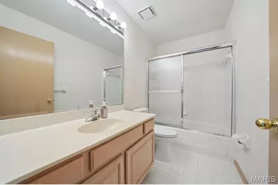 2136 Riding Spur Drive, Maryland Heights, MO 63146 - Photo 28
