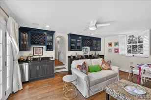 7801 Davis, Saint Louis, MO 63105 - Photo 18