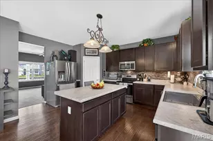 116 Village Glen Ct, Wentzville, MO 63385 - Photo 10