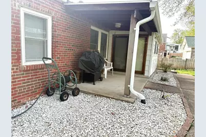 9319 Brenda Avenue, Affton, MO 63123 - Photo 32