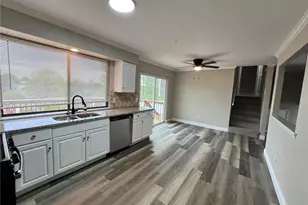 158 Universal Dr, Saint Peters, MO 63376 - Photo 4