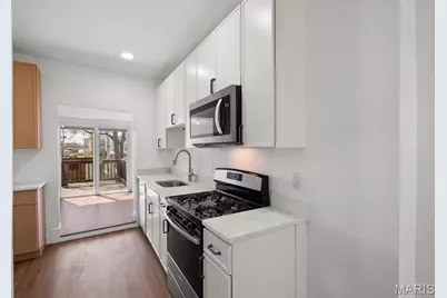 4936 Shaw Avenue, Saint Louis, MO 63110 - Photo 8