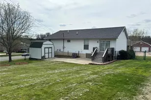 612 Clover Rd, Hannibal, MO 63401 - Photo 18