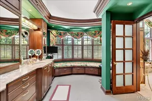 16916 Pacland Ridge Dr, Chesterfield, MO 63005 - Photo 38