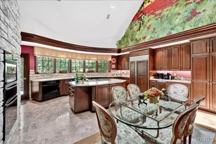 16916 Pacland Ridge Dr, Chesterfield, MO 63005 - Photo 24