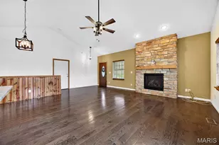 10206 Hawthorn Rd, Foristell, MO 63348 - Photo 8