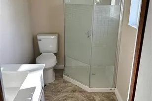 835 Chestnut St, Bourbon, MO 65441 - Photo 8