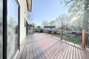 15575 Clover Ridge Dr, Chesterfield, MO 63017 - Photo 28