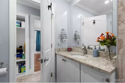 3929 Bates Street, Saint Louis, MO 63116 - Photo 6