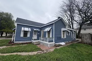 1615 12th, Saint John, MO 64503 - Photo 2
