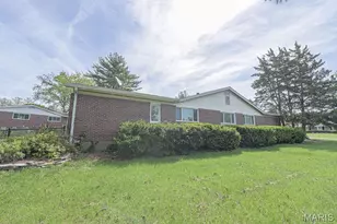 69 Club Grounds N Dr, Florissant, MO 63033 - Photo 28