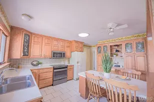69 Club Grounds N Dr, Florissant, MO 63033 - Photo 6