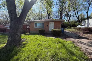 8870 St Cyr Dr, Saint Louis, MO 63136 - Photo 2