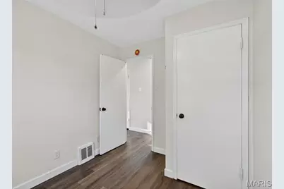 437 Lanark Road, Saint Louis, MO 63137 - Photo 20
