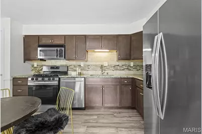 2255 Barcelona Drive, Florissant, MO 63033 - Photo 6